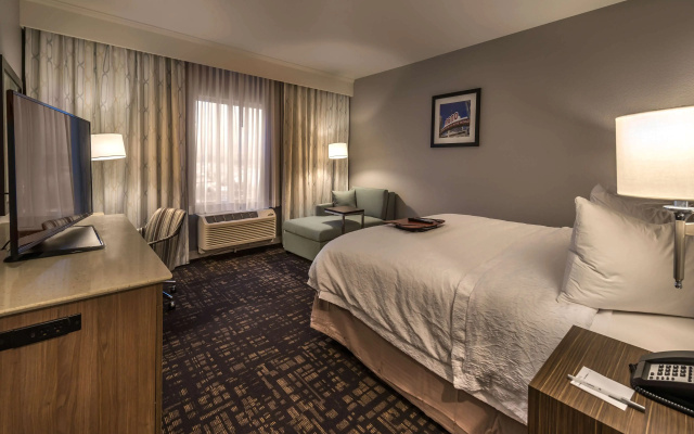 Hampton Inn & Suites Reno West