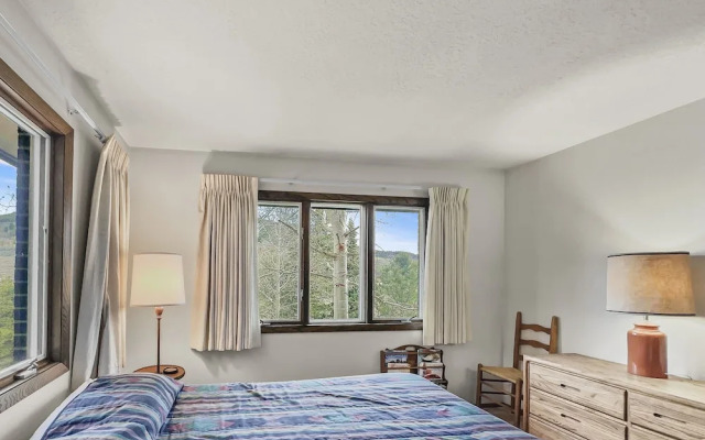 Cc43 Chateau Claire 2 Bedroom Condo by RedAwning