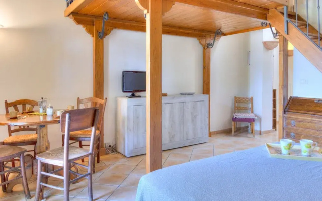 Farmhouse in Marsciano With Vineyards Olive Groves