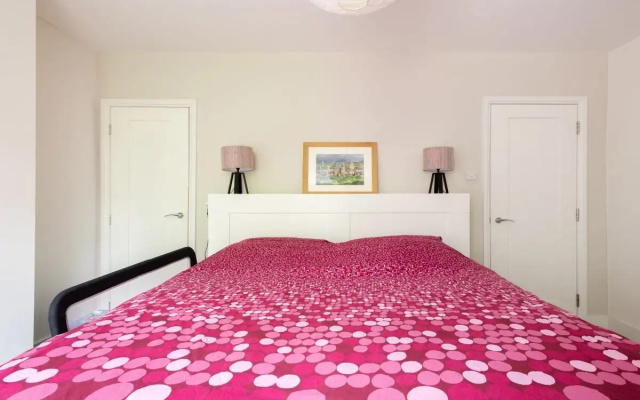 The Jericho Retreat - Bright & Spacious 4BDR Home with Garden