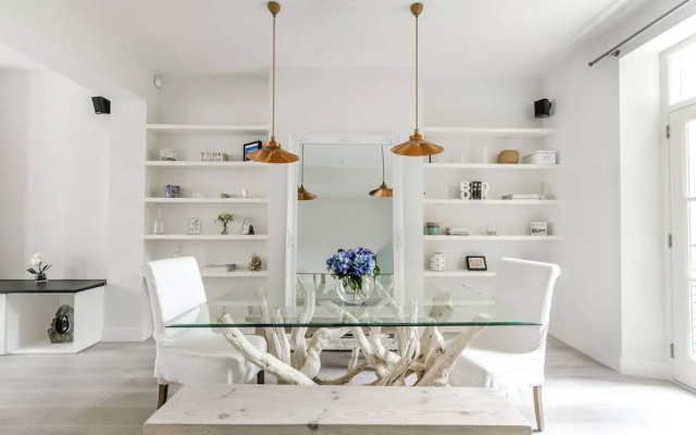 2 Bedroom Chelsea Flat By Thames