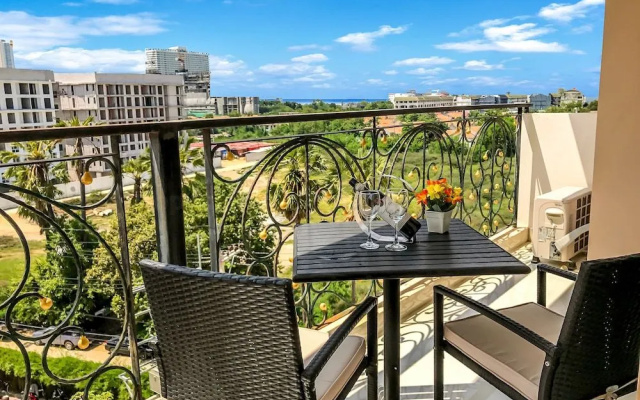 Paradise Park Condo
