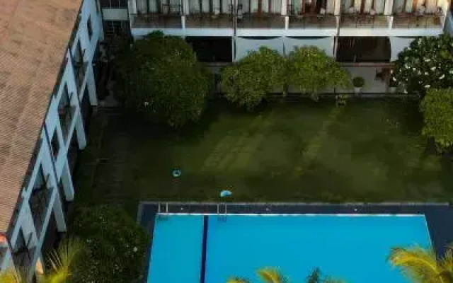 Cardamon Hotel Nilaveli
