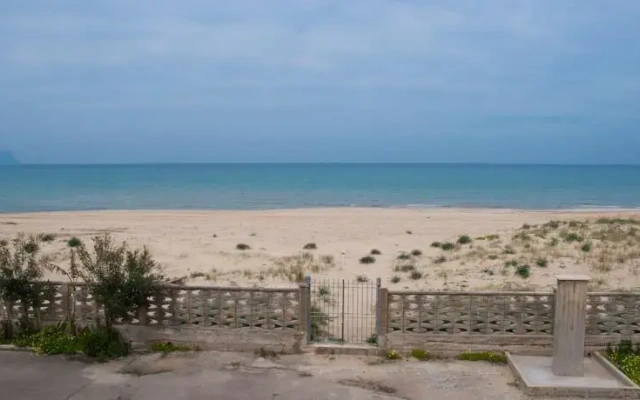 Sun & Sand