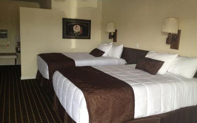 The Lewis & Clark Motel of Bozeman
