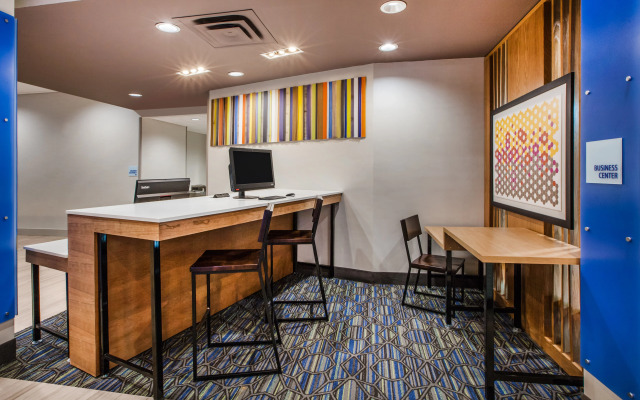 Holiday Inn Express Hotel & Suites Murray by IHG