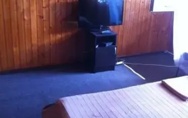 На Хуторской