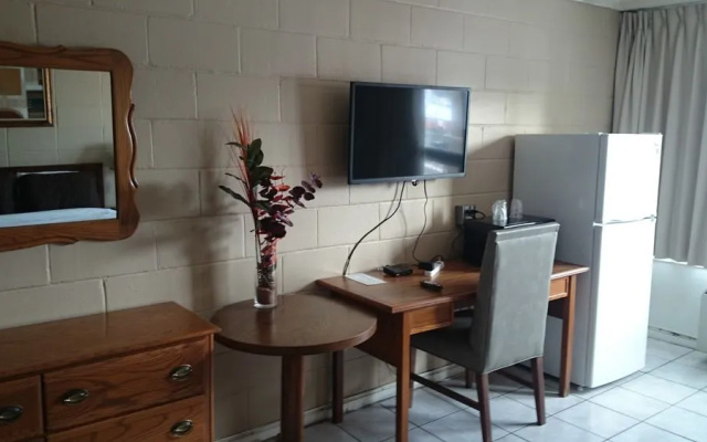 Richmond Plaza Motel