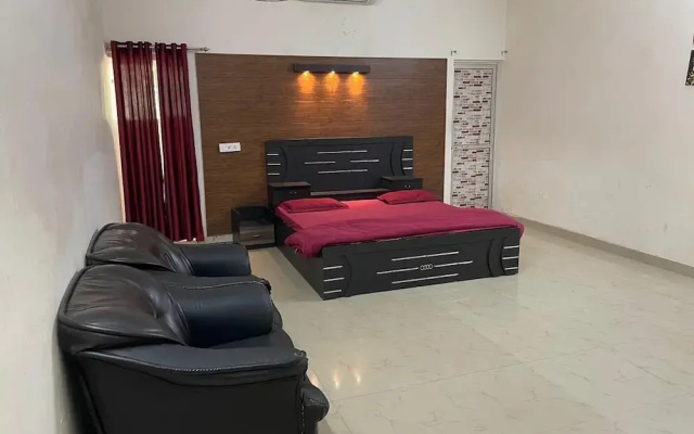 Lord Buddha Guest House