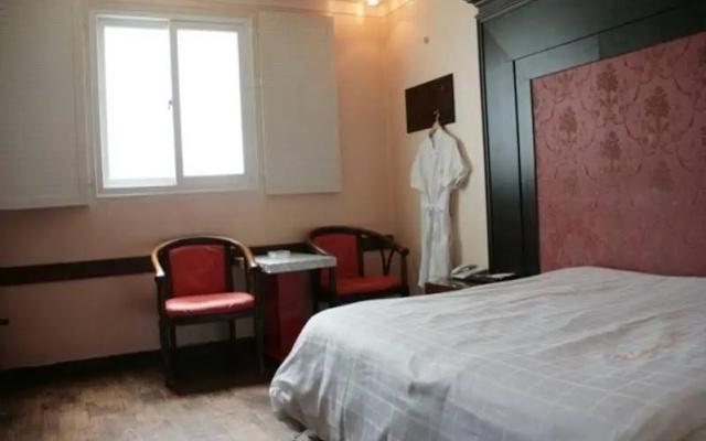 Windsor Royal Hotel