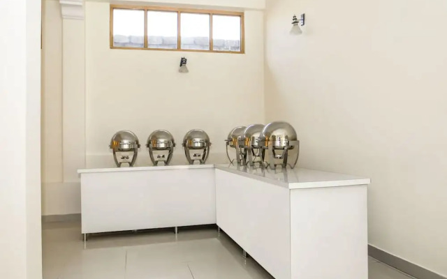 OYO 11388 Hotel Dimbir Regency
