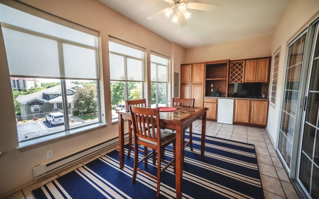 Legacy Walk-in - Golf Views Great Location