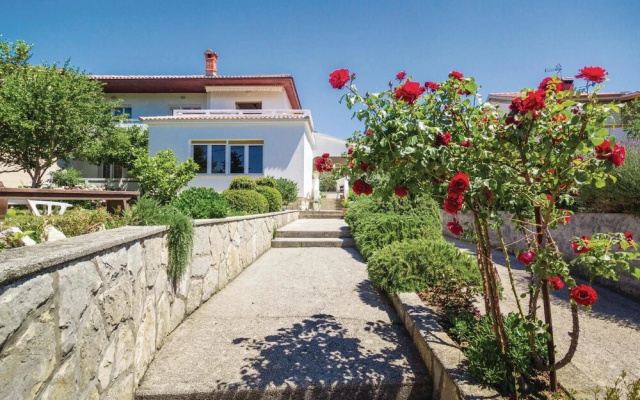 Stunning Home in Kampor With Wifi and 4 Bedrooms