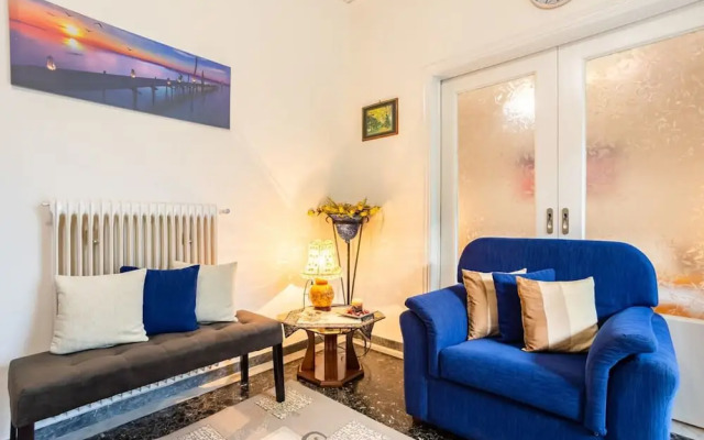 Seaside Family Haven - Avia s Spacious Getaway