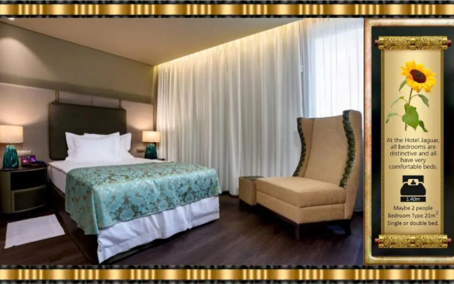 Hotel Jaguar Oporto – is Near the Metro, has Free Parking and a Free Shuttle Service between the Airport and the Hotel from 7AM to 8PM