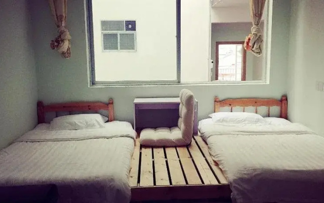 Good Friends Youth Hostel