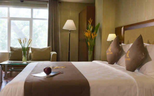 Отель G8 Diamond Hotel Saigon