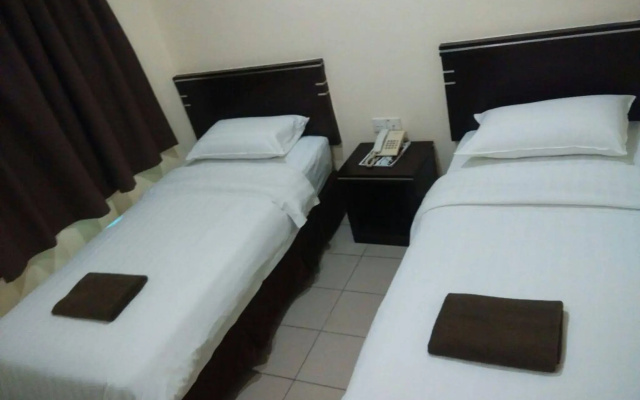 Hotel Tourist City Centre by HotSpot Essential