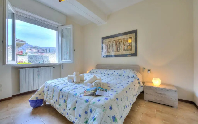 Apartment Cuba 300 Mt From Garda Lake - Happy Rentals