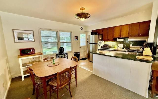 Henlopen Avenue 66