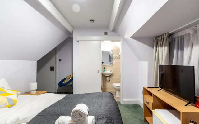 Gatwick Inn