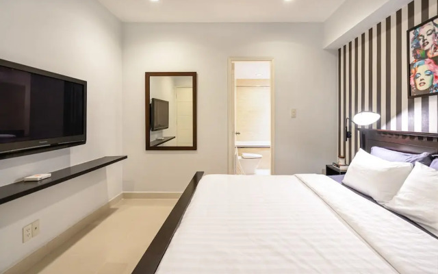 Sai Gon Finest - Panorama Suite in Central D1