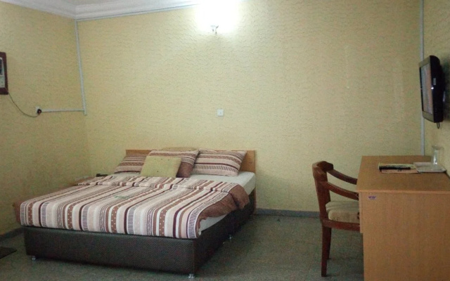 Lekosokky  Hotel and Suites