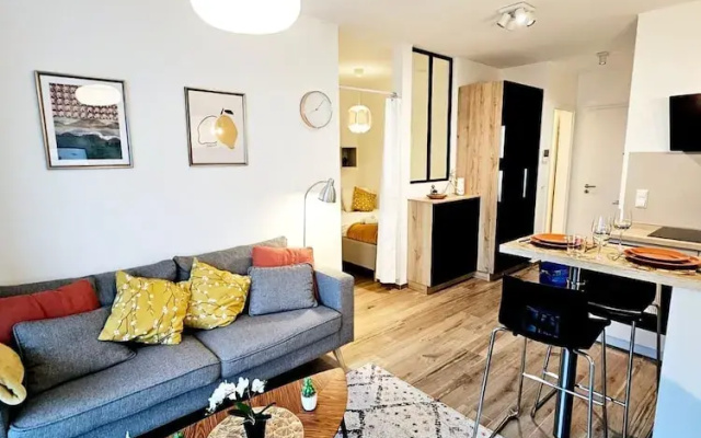 Lovely 1 bedroom flat with terrace