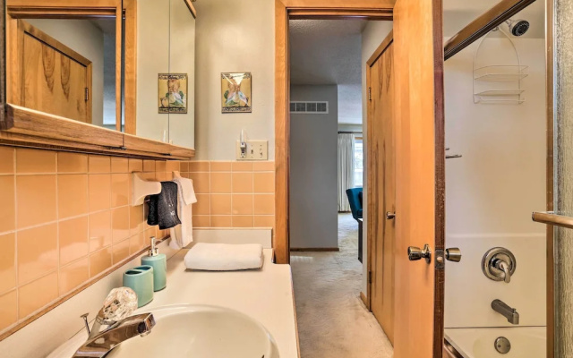 Deadwood Apartment - Walk to Historic Downtown!