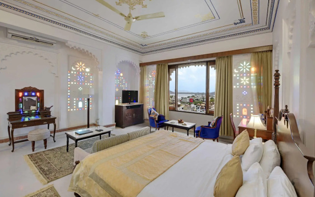 The Raj Kuber
