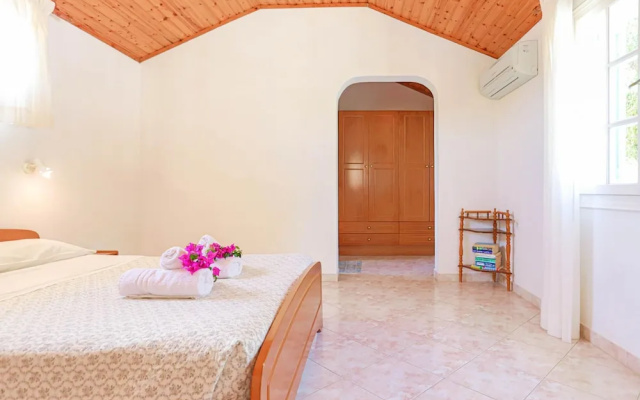 Anna Apartment Agios Stephanos