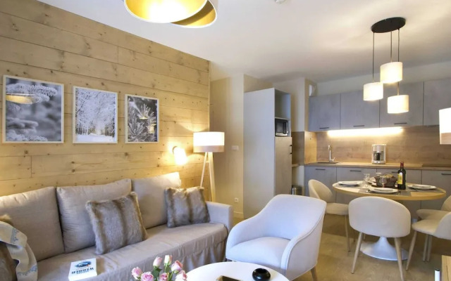 Apartment in Eclose With Mountain Views
