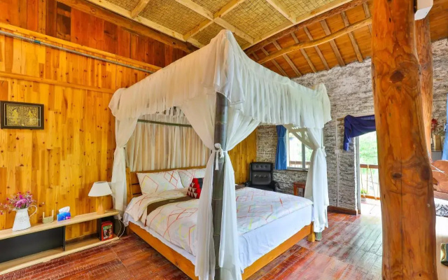 Om Yoga Resort