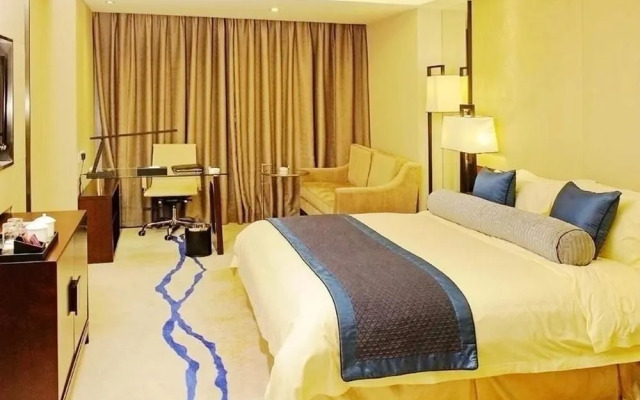 Leadersky Hotel