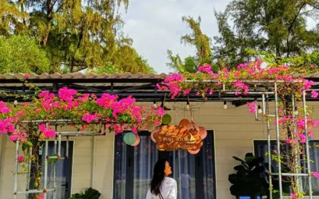 Ruby House Beachfront Đồi Dương la Gi
