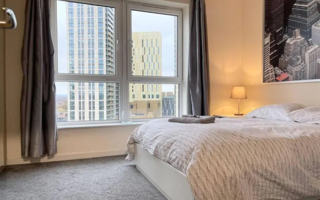 LUXURY APARTMENT, SAUNA, GYM, 24hrs Concierge
