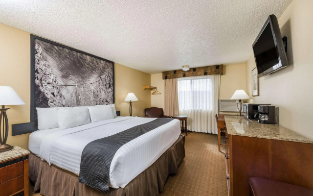 Super 8 Canon City