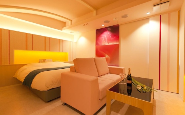 HOTEL IRIS - Adult Only