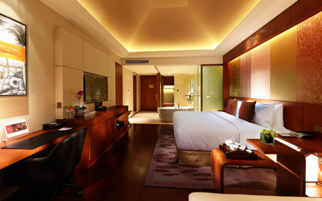 HUALUXE Kunming by IHG