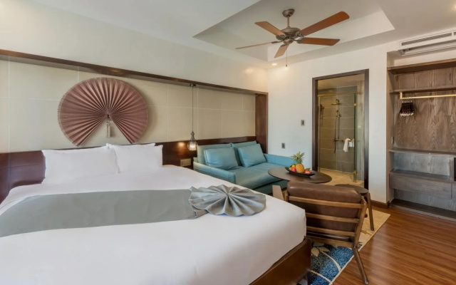 Tokyo Boutique Front Beach Hotel