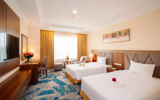 Muong Thanh Grand Phuong Dong Hotel