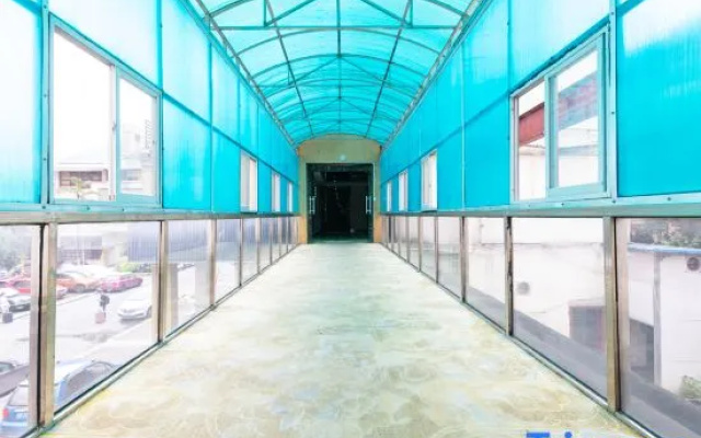 Zhilin Hotel
