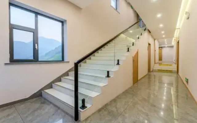 Aifei Hotel (Wutai Mountain Scenic Area Branch)