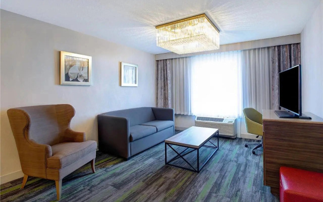 Ramada by Wyndham St. Paul AB