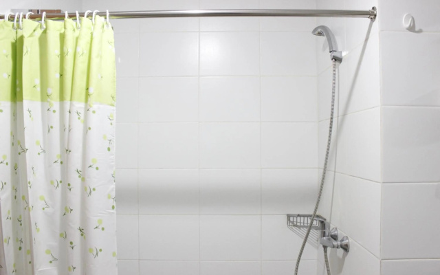 Compact Studio Room at Beverly Dago Apartment Near Itb