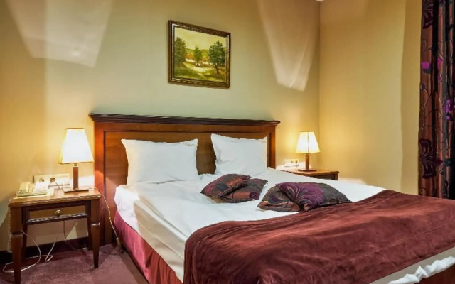 Yantra Grand Hotel -Sharlopov Hotels
