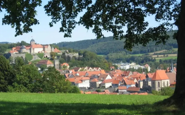 Holiday Home With Garden in Weissenbrunn