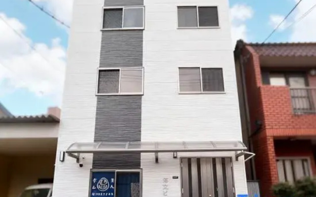 Hakubun Building｜Direct train to Dotonbori, Nipponbashi,Namba in 13 minutes