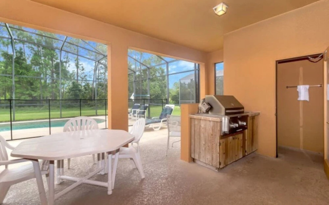 Watersong - Luxurious 5bd/4.5ba Pool Home #5wr510