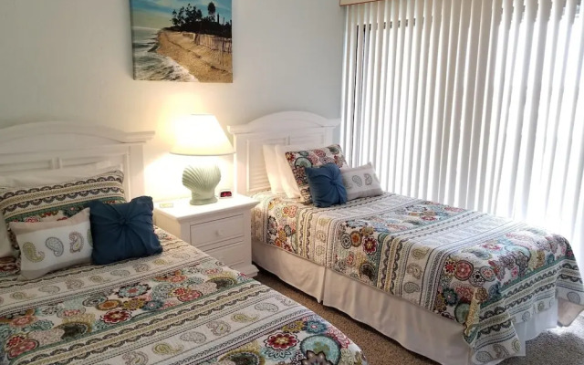 Island House D224 Condo